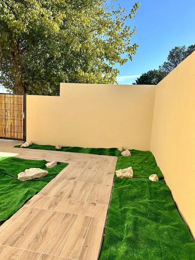 Apartamento La Halte Occitane - Classe 3 Etoiles - Pour 6 Personnes, 3 Chambres, Parking, Terrasse, Tout Inclus Montauban
