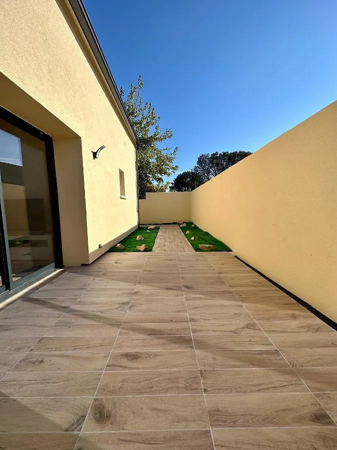 La Halte Occitane - Classe 3 Etoiles - Pour 6 Personnes, 3 Chambres, Parking, Terrasse, Tout Inclus Montauban 0*,  Francia
